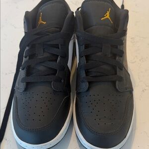 Air Jordan 1 Low "Hologram